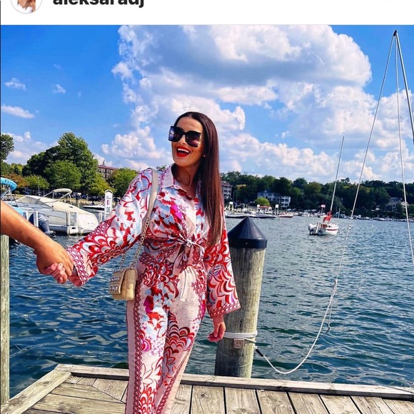 Blogger favorite Zara 3 piece shirt pants and scarf - Picture 7 of 9